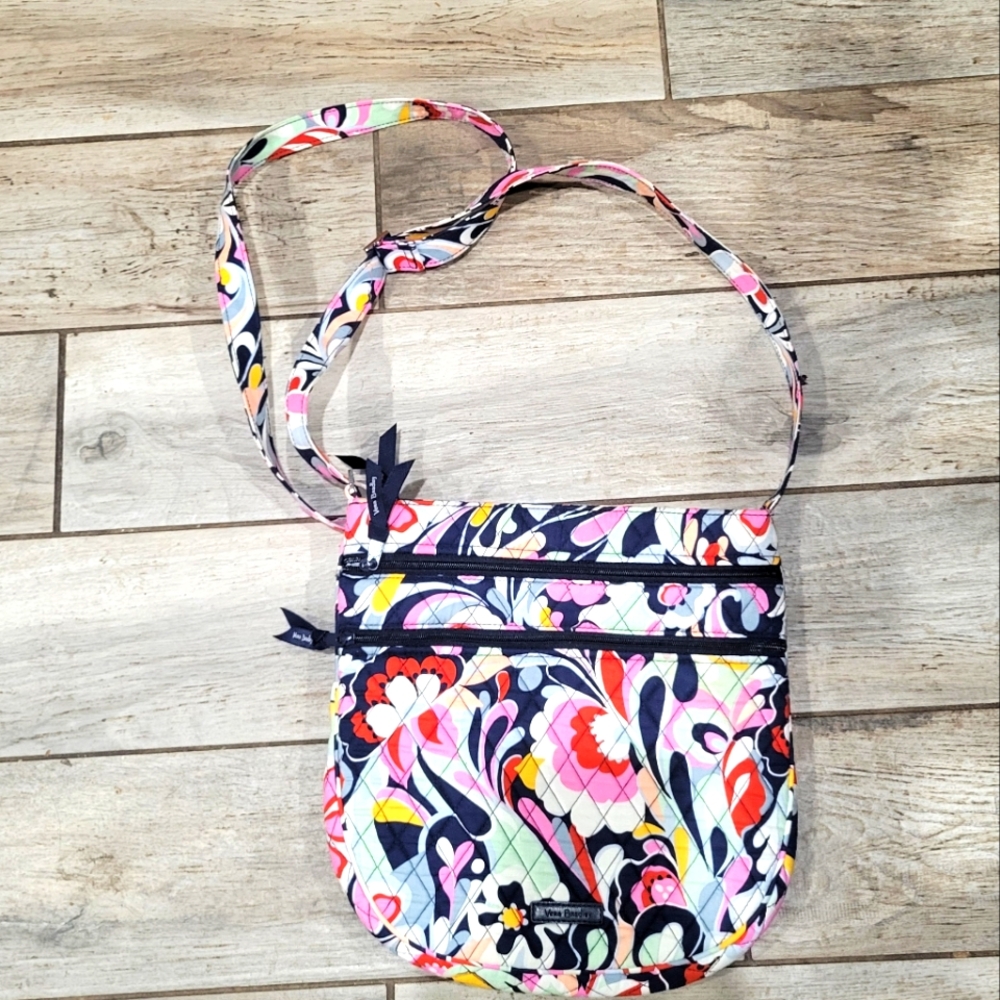 Vera Bradley trio zip hipster crossbody bag mod paisley